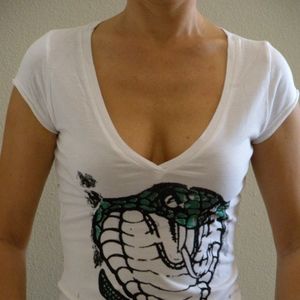 JUNKER DESIGNS WOMEN COBRA WHITE V NECK T-SHIRT